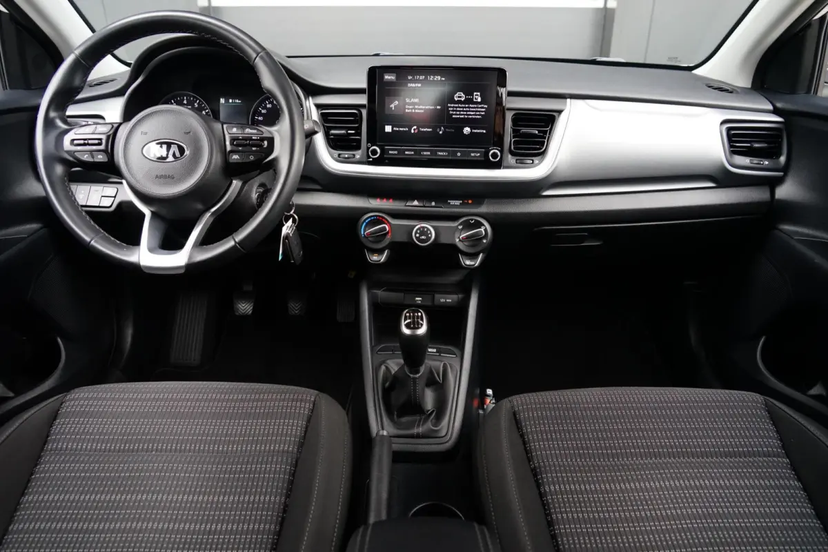 1.0 T-GDi MHEV DynamicLine, NL, trekh. cam. CarPlay