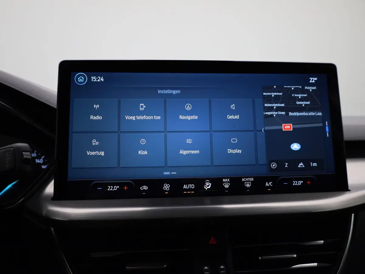 1.0 EcoBoost Hybrid Titanium | SYNC 4 | NAVI | PCC V&A | CARPLAY | CLIMATE CONTROL