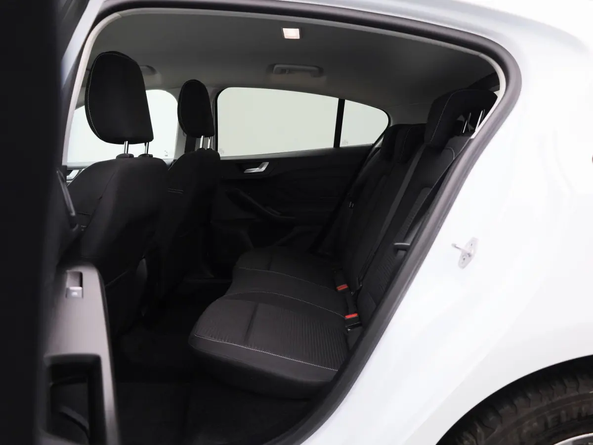 1.0 EcoBoost Hybrid Titanium | SYNC 4 | NAVI | PCC V&A | CARPLAY | CLIMATE CONTROL