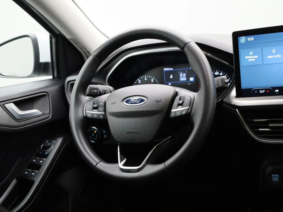 1.0 EcoBoost Hybrid Titanium | SYNC 4 | NAVI | PCC V&A | CARPLAY | CLIMATE CONTROL