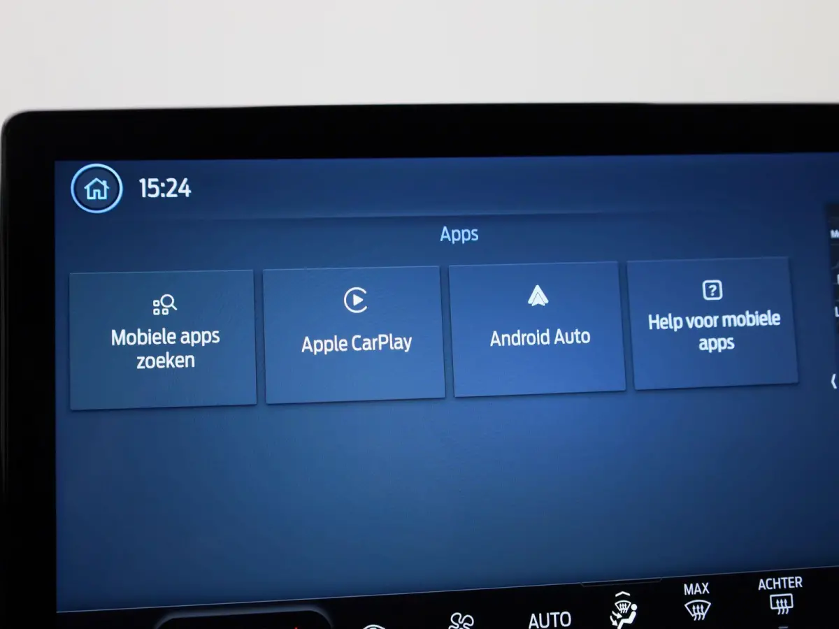 1.0 EcoBoost Hybrid Titanium | SYNC 4 | NAVI | PCC V&A | CARPLAY | CLIMATE CONTROL