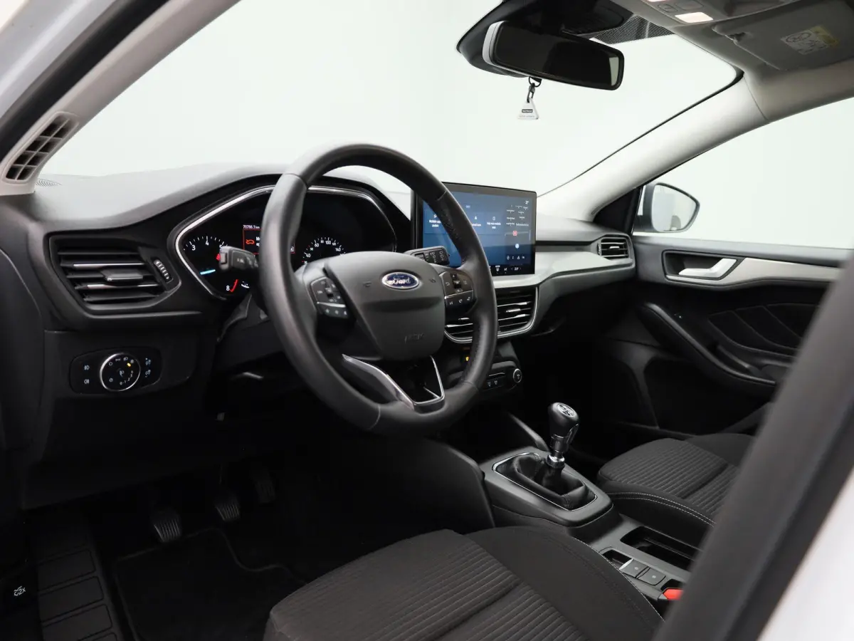 1.0 EcoBoost Hybrid Titanium | SYNC 4 | NAVI | PCC V&A | CARPLAY | CLIMATE CONTROL