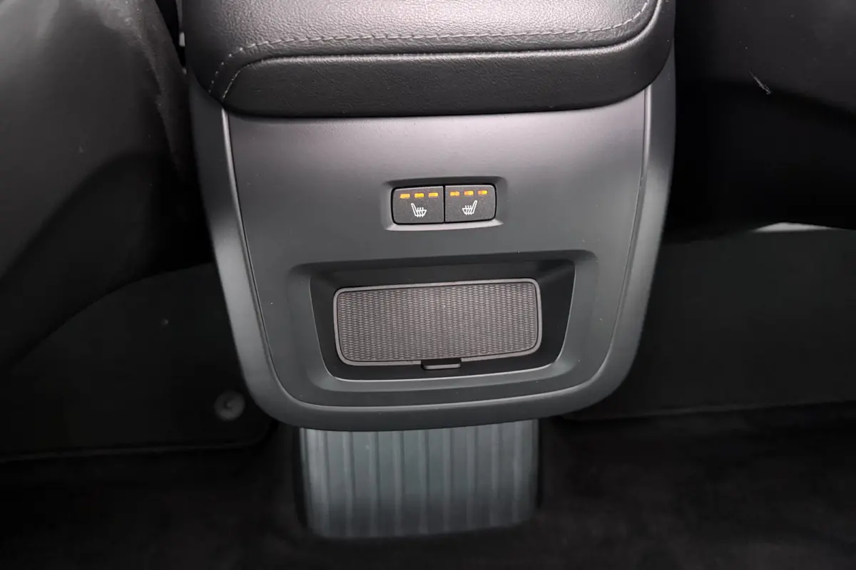 2.0 T6 350 PK PHEV AWD Business Pano-Dak Elek. Trekhaak Carplay
