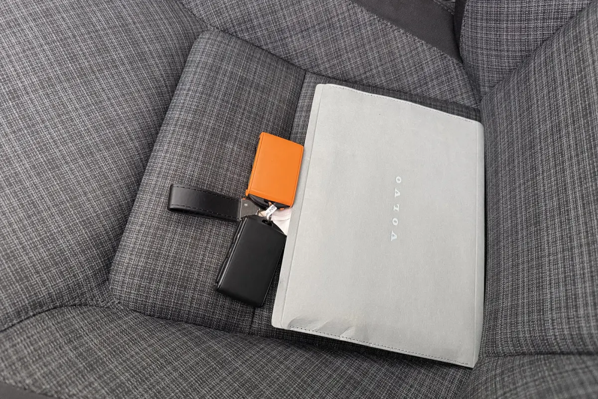 2.0 T6 350 PK PHEV AWD Business Pano-Dak Elek. Trekhaak Carplay