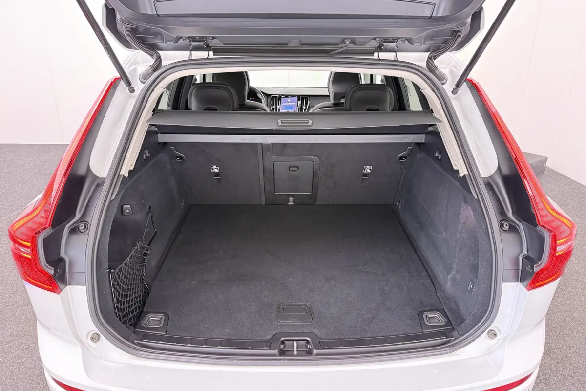 2.0 T6 350 PK PHEV AWD Business Pano-Dak Elek. Trekhaak Carplay