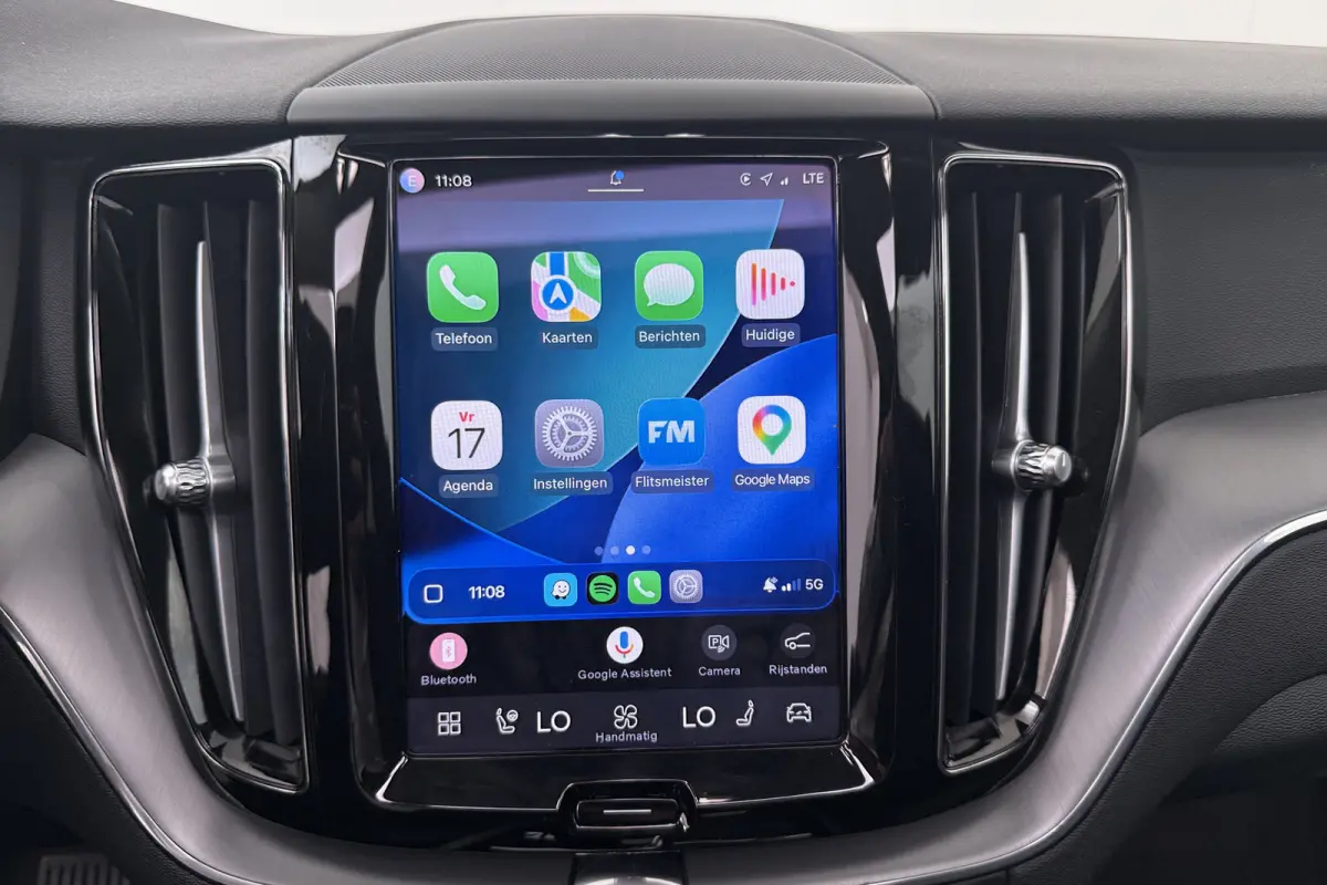 2.0 T6 350 PK PHEV AWD Business Pano-Dak Elek. Trekhaak Carplay
