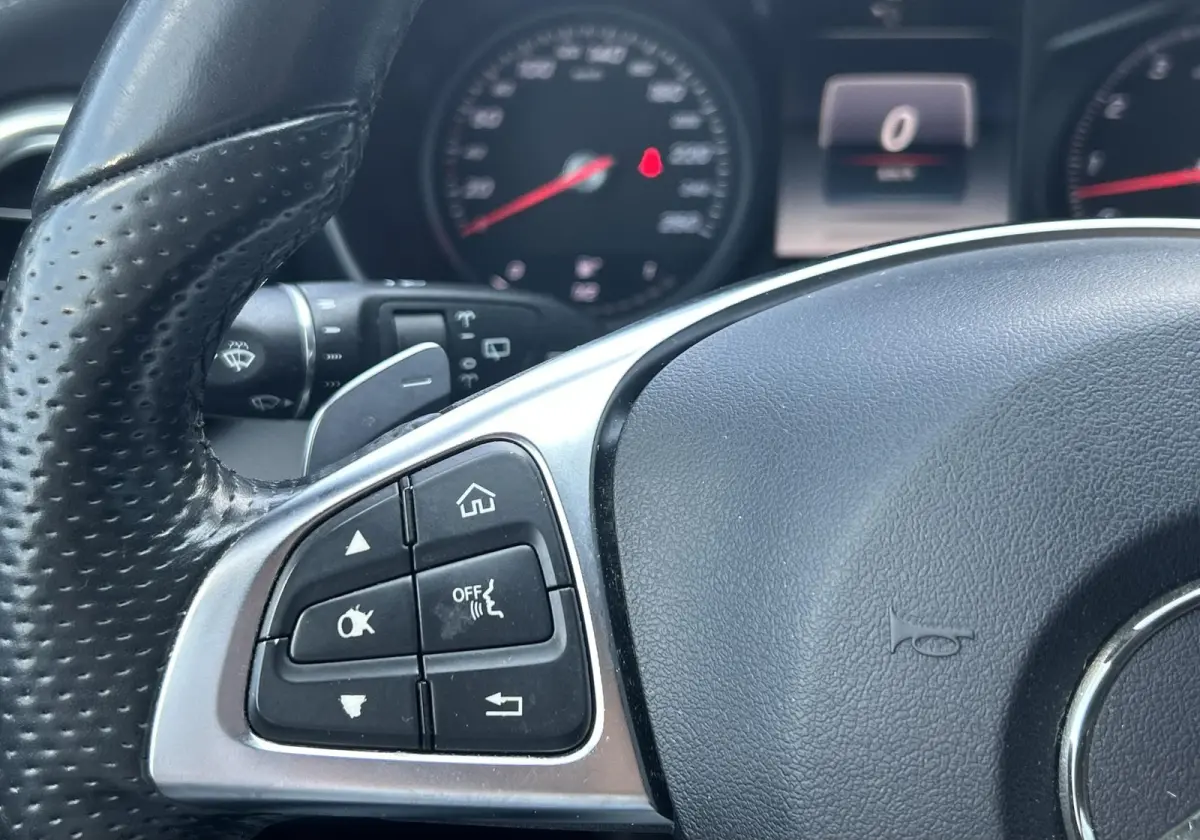 400 4MATIC Prestige 333PK | AMG | AUTOMAAT | Onderhoudshistorie | Burmester Audio | Stoelverkoeling | Stoelverwarming | Parkeersensoren | Lederen Bekleding | Elektrische Stoel | Elektrische 