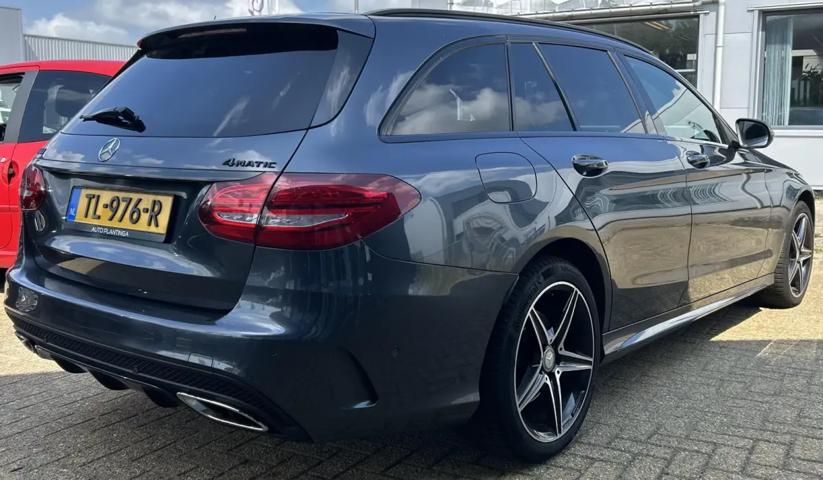 400 4MATIC Prestige 333PK | AMG | AUTOMAAT | Onderhoudshistorie | Burmester Audio | Stoelverkoeling | Stoelverwarming | Parkeersensoren | Lederen Bekleding | Elektrische Stoel | Elektrische 