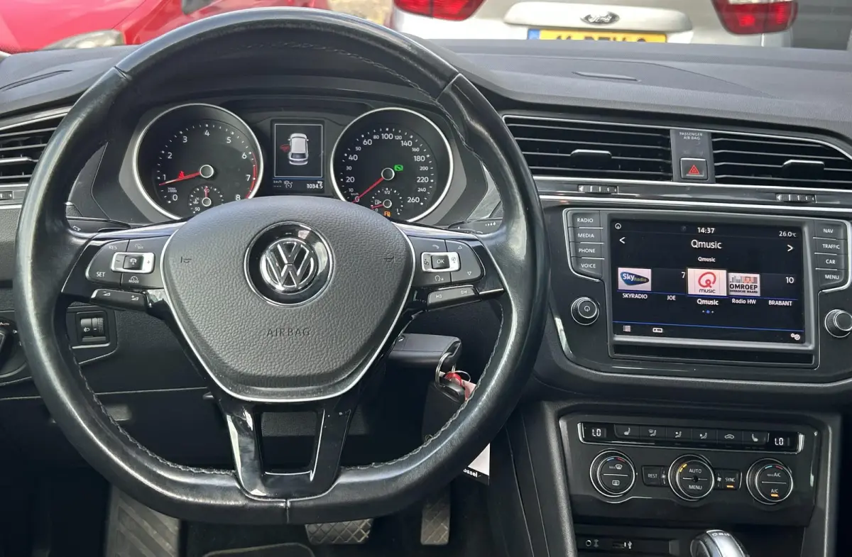 1.4 TSI ACT R-Line Business R 150PK | AUTOMAAT | Elektrische Trekhaak | Adaptive Cruise Control | Navigatie | Parkeersensoren | 19 inch | Stoelverwarming | Climate Control | APK tot 14-03-20