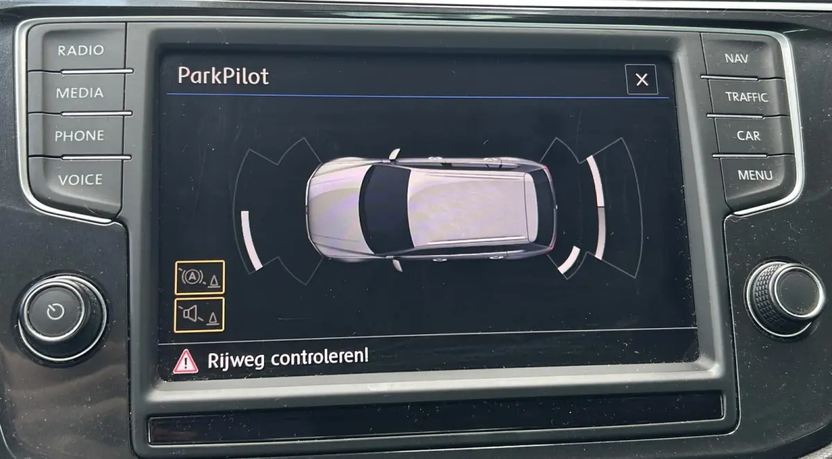 1.4 TSI ACT R-Line Business R 150PK | AUTOMAAT | Elektrische Trekhaak | Adaptive Cruise Control | Navigatie | Parkeersensoren | 19 inch | Stoelverwarming | Climate Control | APK tot 14-03-20
