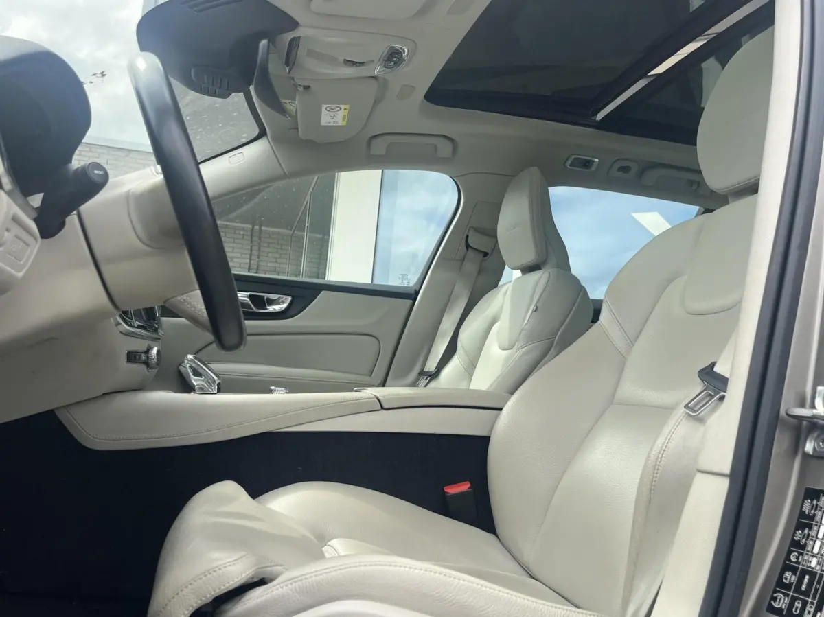 2.0 T8 Twin Engine AWD INSCRIPTION PANO+ACC+MEMORY