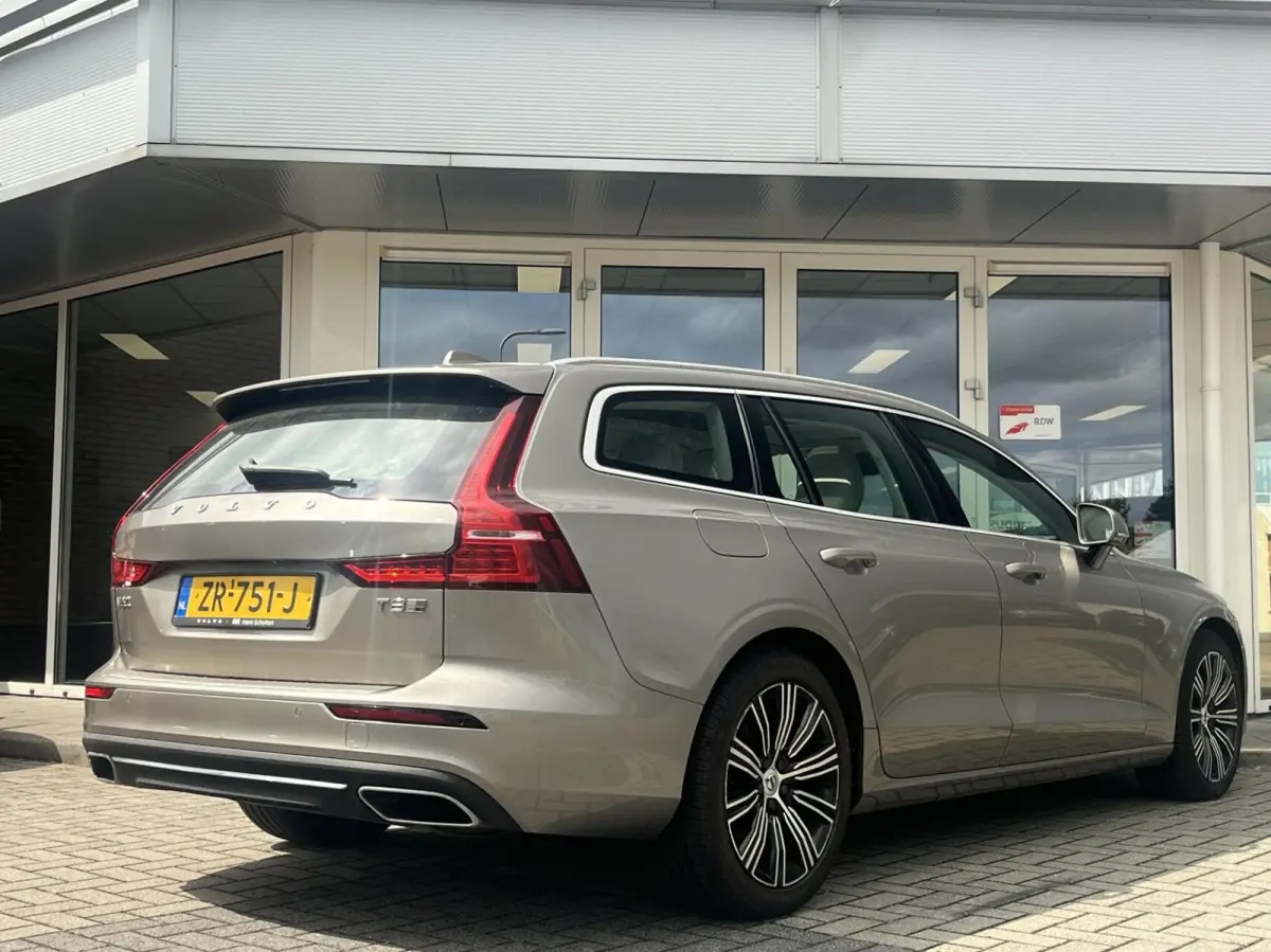 2.0 T8 Twin Engine AWD INSCRIPTION PANO+ACC+MEMORY