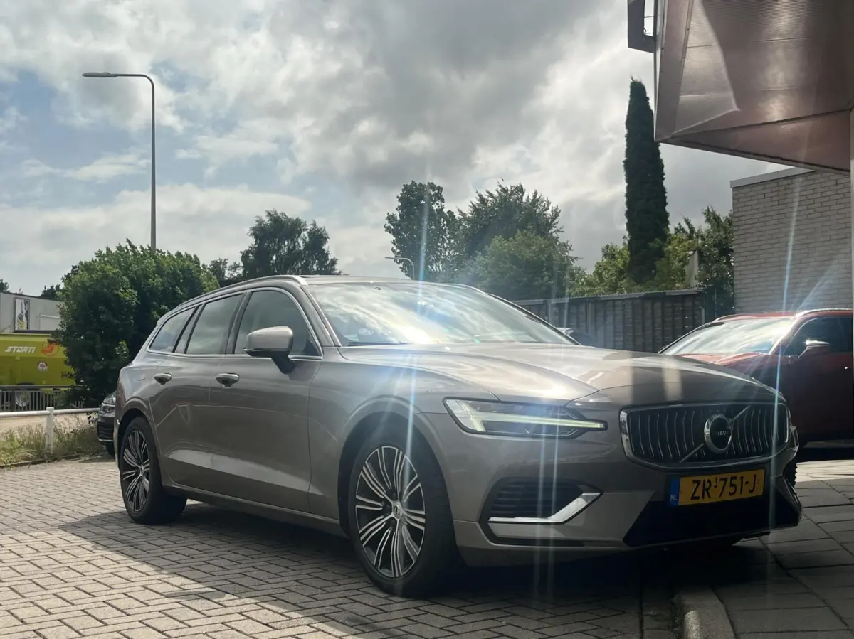 2.0 T8 Twin Engine AWD INSCRIPTION PANO+ACC+MEMORY