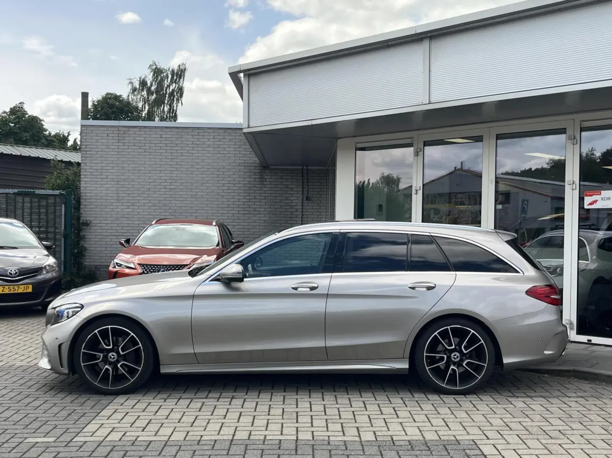 180AMG NWE MODEL PANO+BURMESTER+360