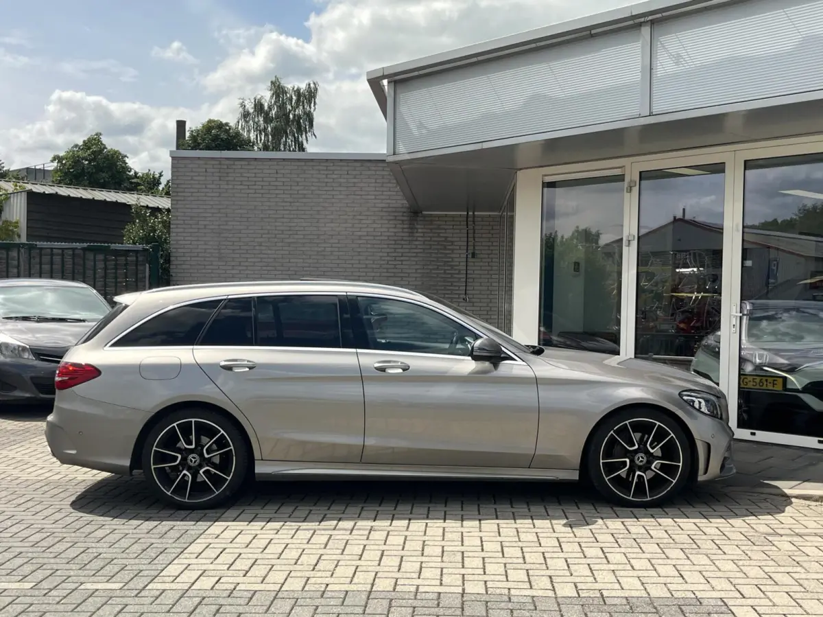180AMG NWE MODEL PANO+BURMESTER+360