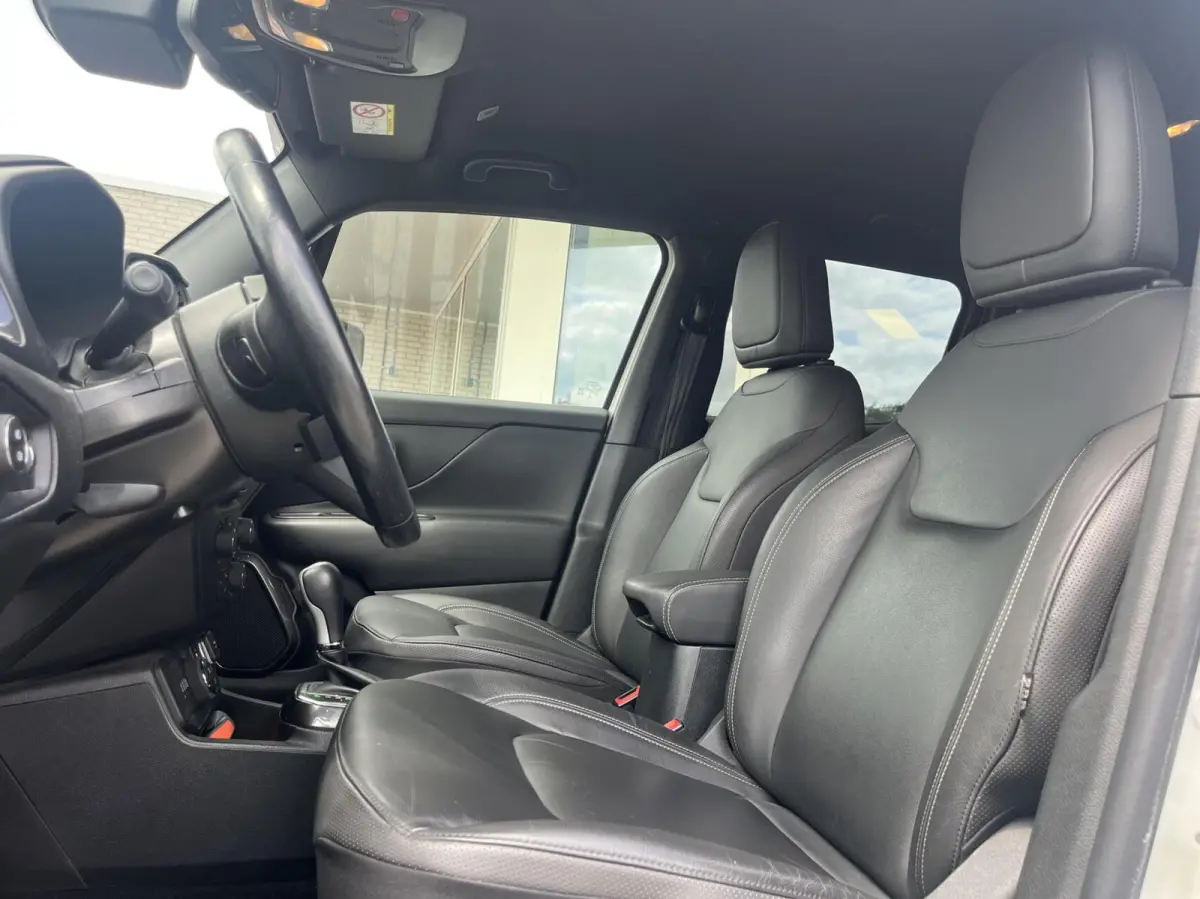 4xe 240 Plug-in Hybrid LEDER+LED+KEYLESS+ACC