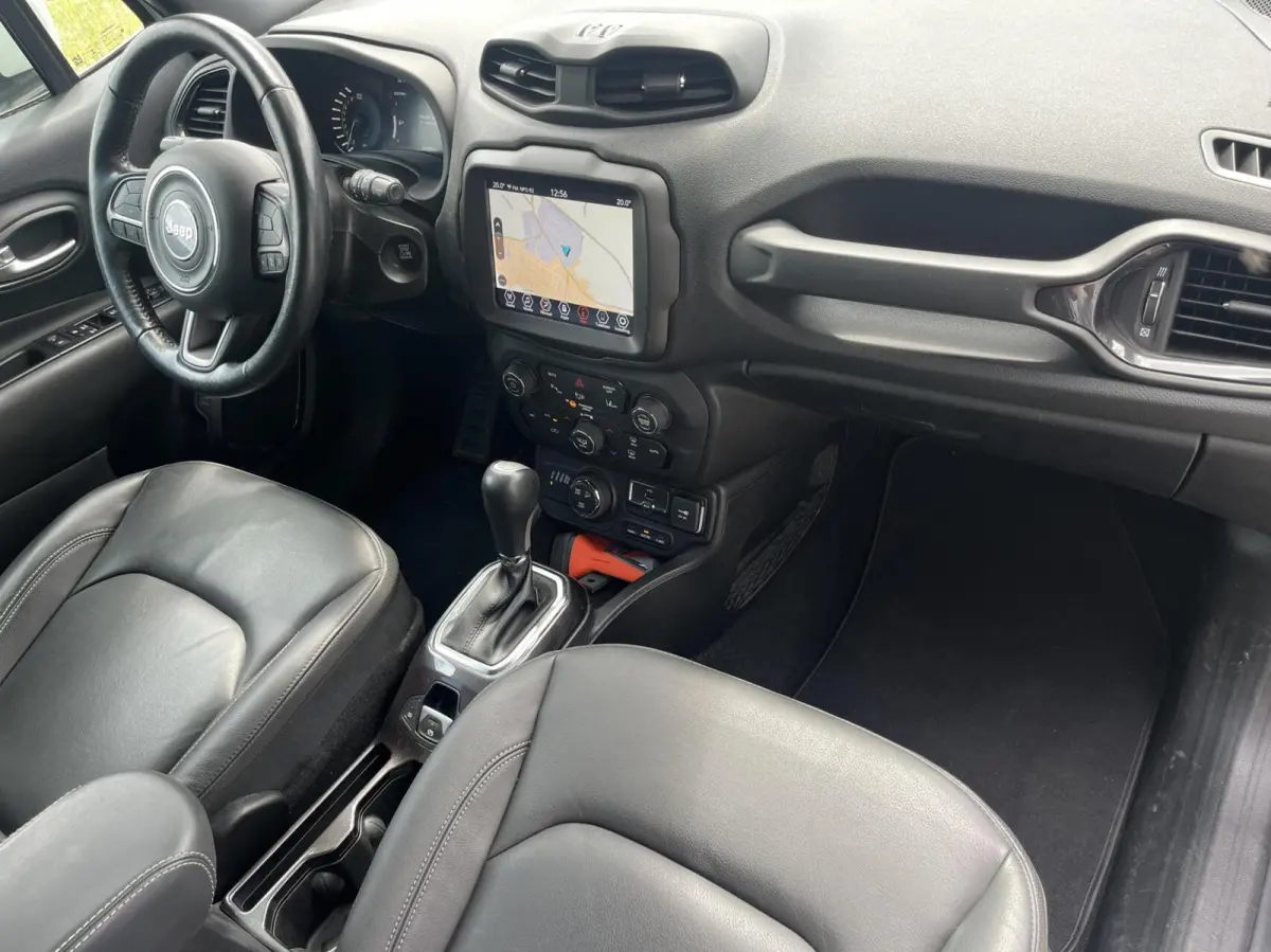 4xe 240 Plug-in Hybrid LEDER+LED+KEYLESS+ACC