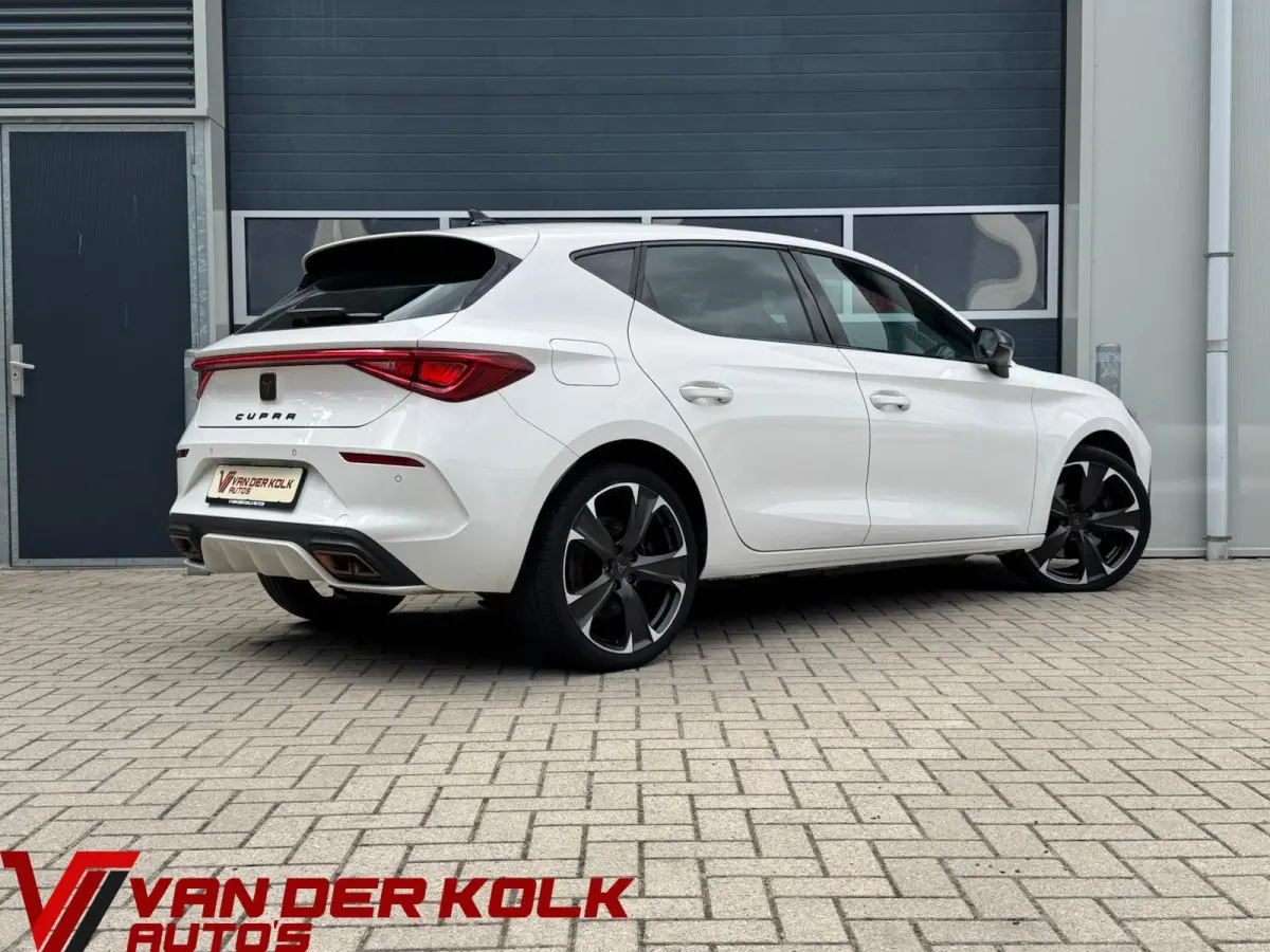 1.4 e-Hybrid VZ Business | Full LED | Half Leder | CarPlay | Sfeerverlichting | Navigatie | Adaptive Cruise | Climate
