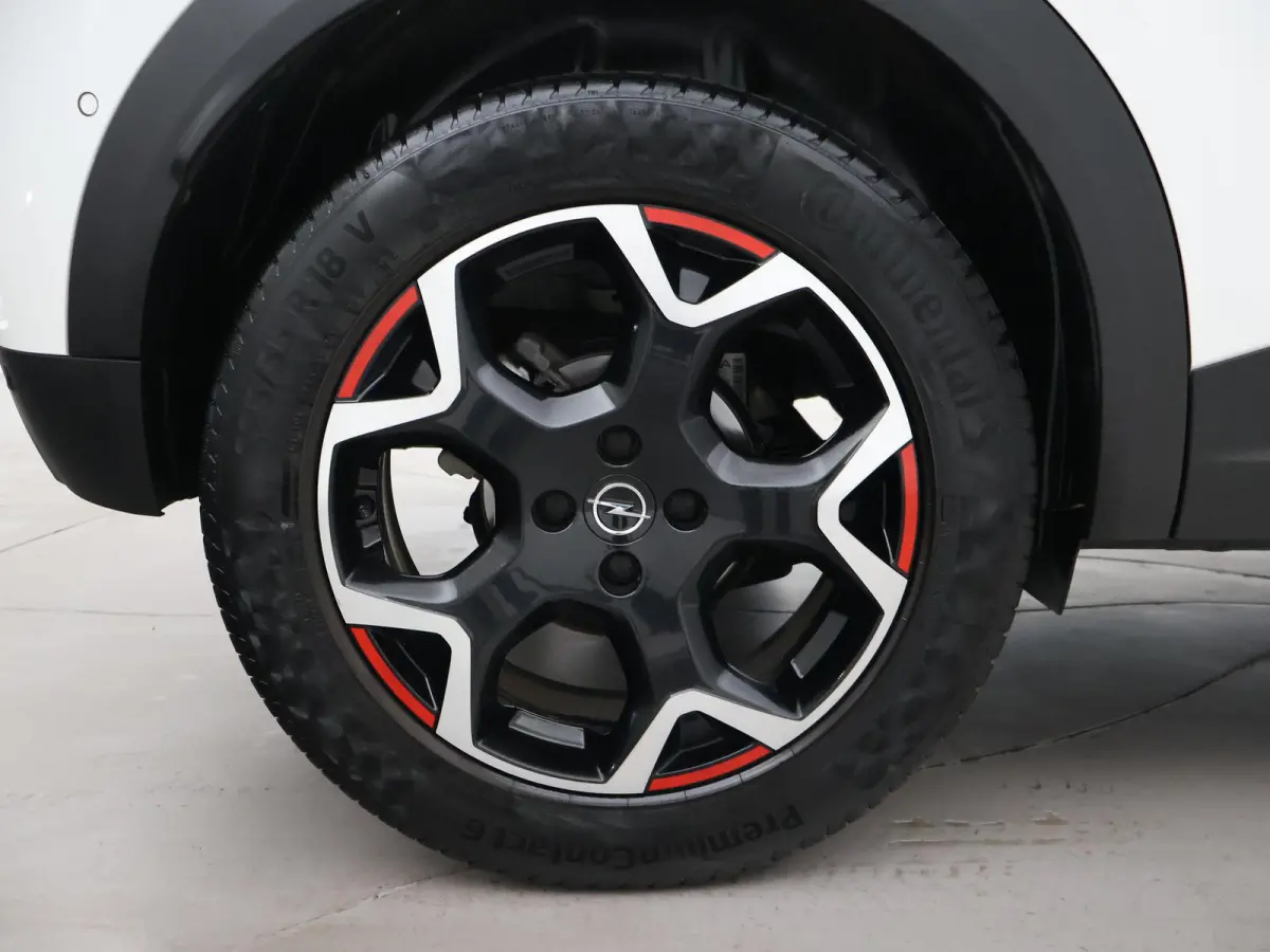 1.2 TURBO 130 PK AUT. GS LINE + TREKHAAK | STOELVERW. | ADAPTIVE CRUISE | CAMERA