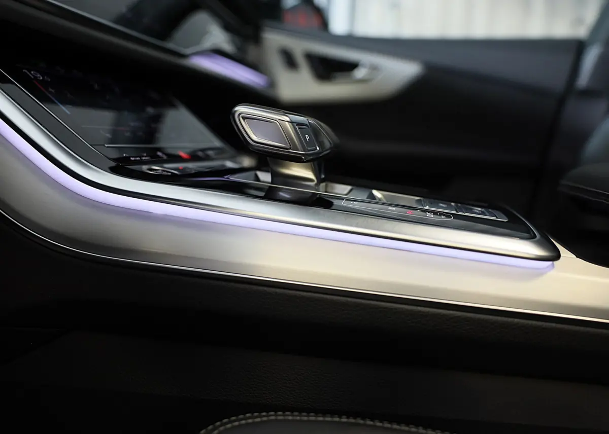 60 TFSI e Quattro RSQ8 Look / Luchtvering / Acc / Lane Assist / Head Up / Camera / B & O / Memory / Open Pano / Matrix