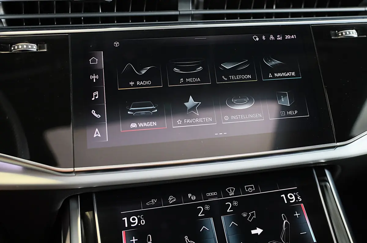 60 TFSI e Quattro RSQ8 Look / Luchtvering / Acc / Lane Assist / Head Up / Camera / B & O / Memory / Open Pano / Matrix