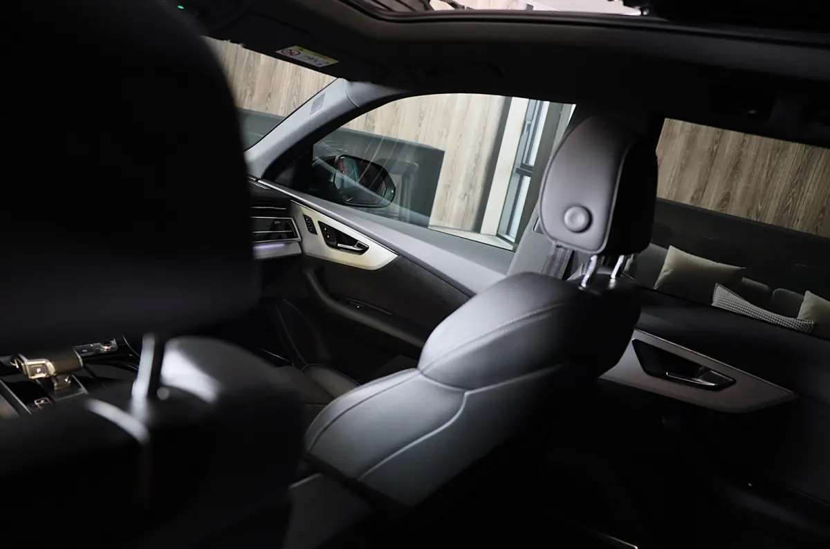 60 TFSI e Quattro RSQ8 Look / Luchtvering / Acc / Lane Assist / Head Up / Camera / B & O / Memory / Open Pano / Matrix