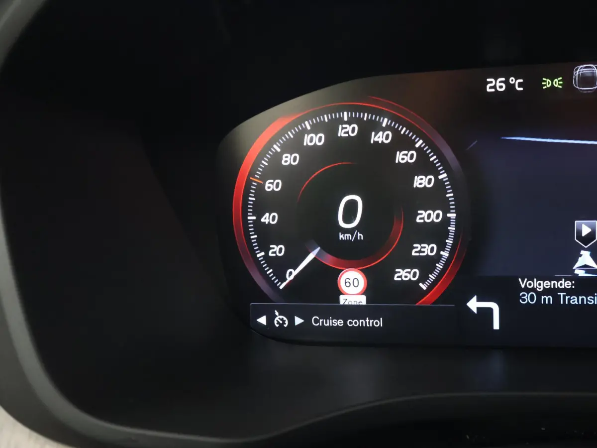 2.0 D4 AWD 190 PK INSCRIPTION + WEGKL. TREKHAAK | PANORAMA | CAMERA | STOELVERW. | CARPLAY