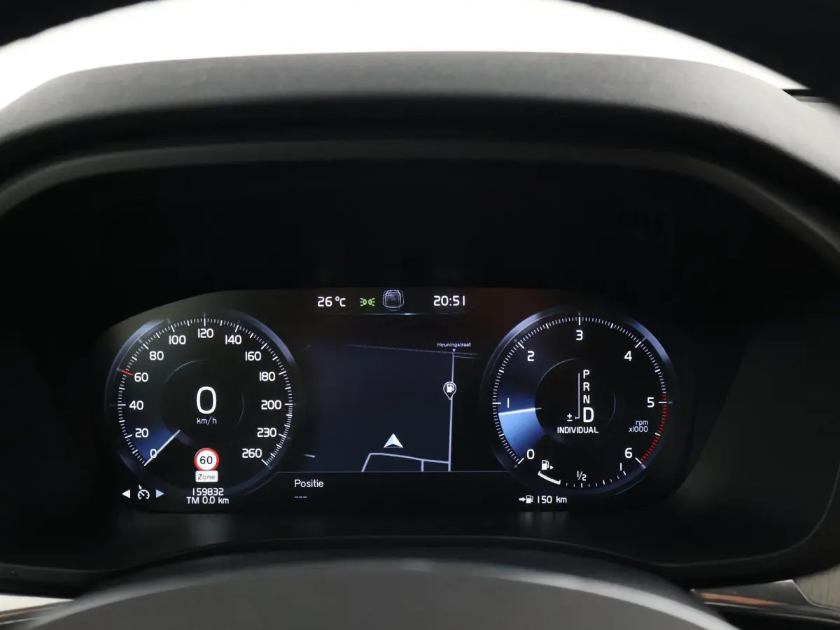 2.0 D4 AWD 190 PK INSCRIPTION + WEGKL. TREKHAAK | PANORAMA | CAMERA | STOELVERW. | CARPLAY
