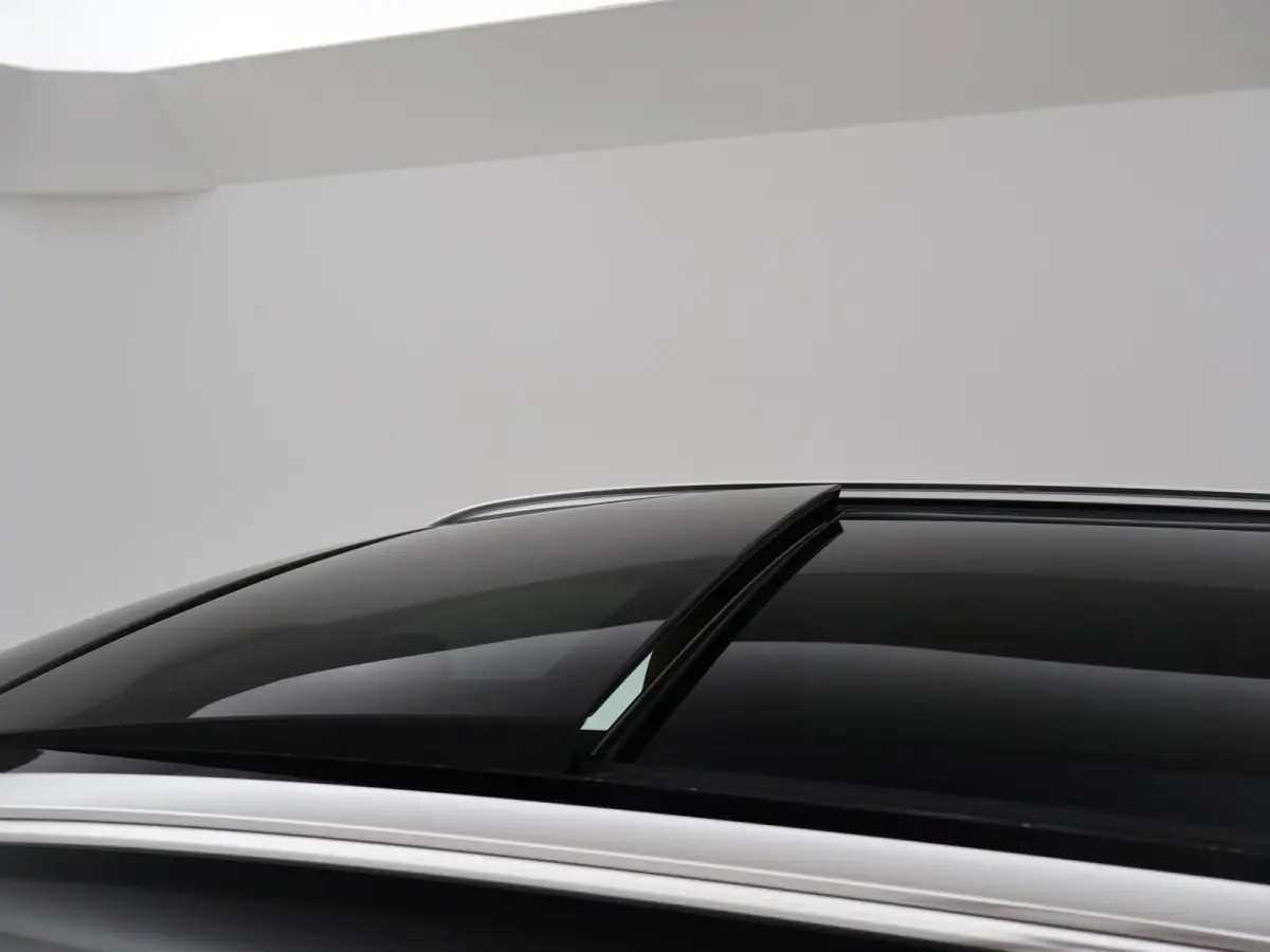 2.0 D4 AWD 190 PK INSCRIPTION + WEGKL. TREKHAAK | PANORAMA | CAMERA | STOELVERW. | CARPLAY