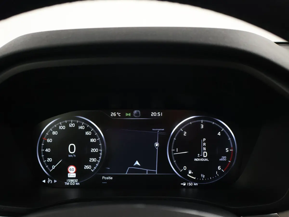 2.0 D4 AWD 190 PK INSCRIPTION + WEGKL. TREKHAAK | PANORAMA | CAMERA | STOELVERW. | CARPLAY
