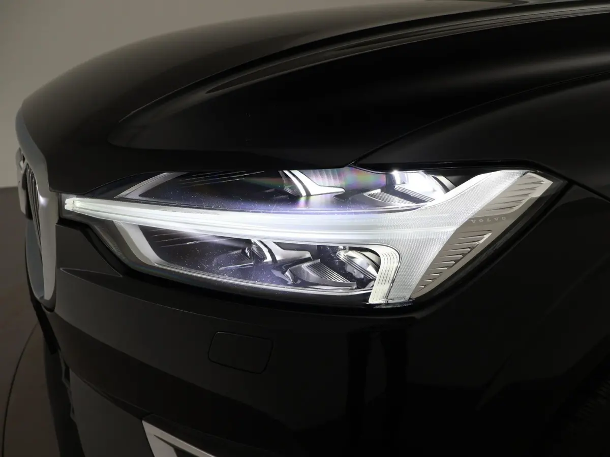 2.0 D4 AWD 190 PK INSCRIPTION + WEGKL. TREKHAAK | PANORAMA | CAMERA | STOELVERW. | CARPLAY