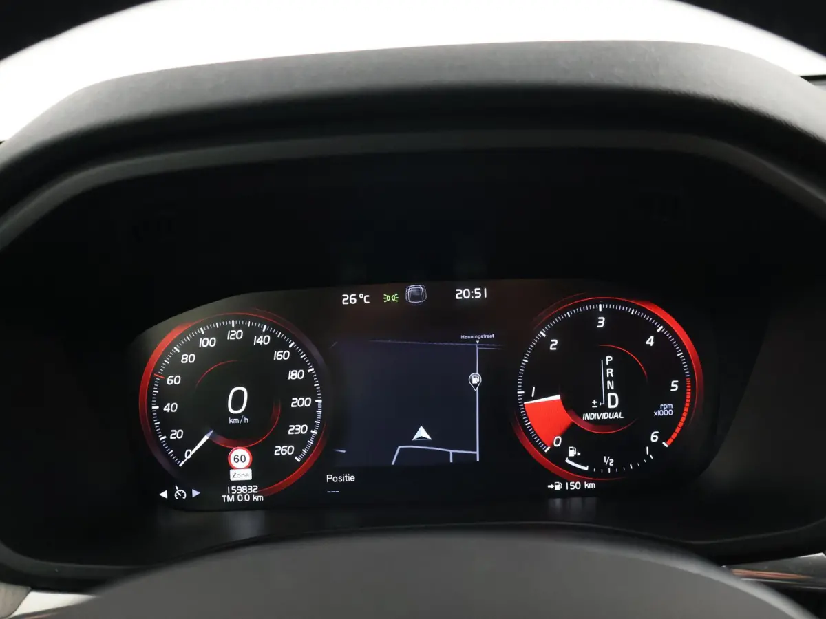 2.0 D4 AWD 190 PK INSCRIPTION + WEGKL. TREKHAAK | PANORAMA | CAMERA | STOELVERW. | CARPLAY