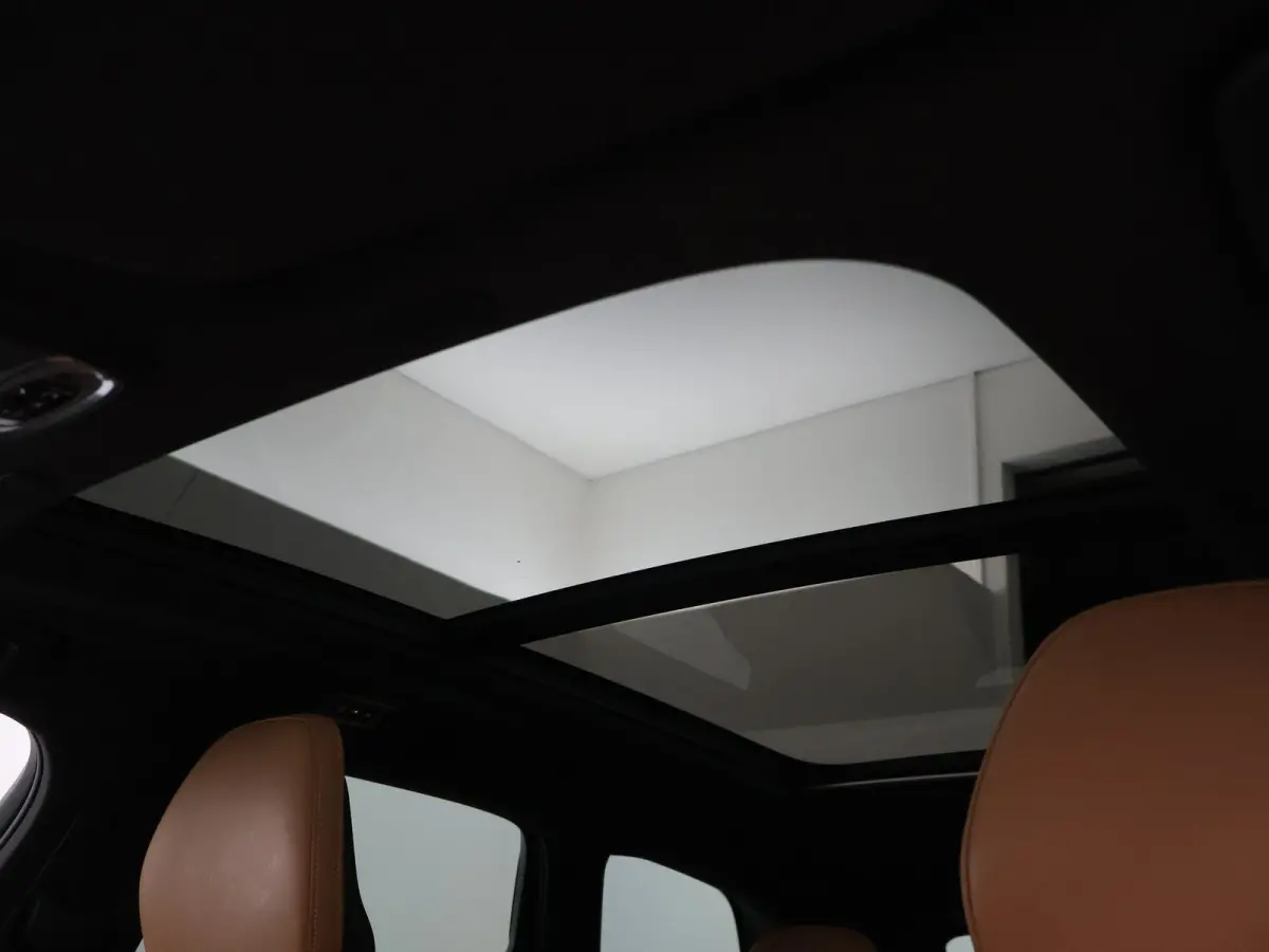 2.0 D4 AWD 190 PK INSCRIPTION + WEGKL. TREKHAAK | PANORAMA | CAMERA | STOELVERW. | CARPLAY