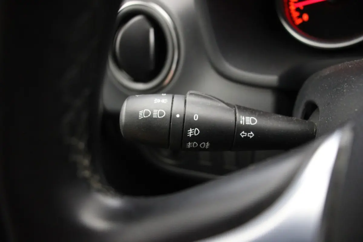 1.0 SCe Laureate - Airco, Cruise