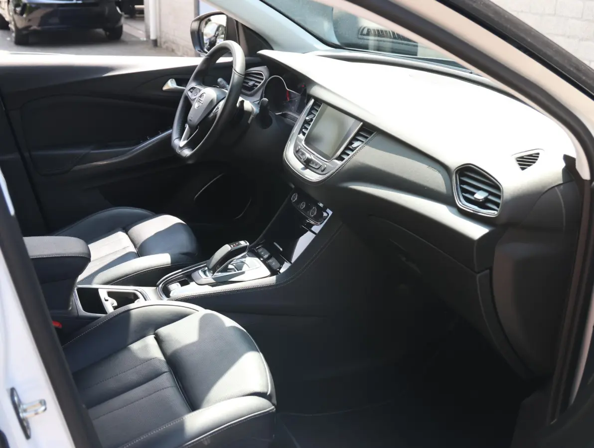 1.6 300pk Hybrid4 Ultimate | Elektrische achterklep | Lederen stoelen met geheugen koeling en verwarming | Camera