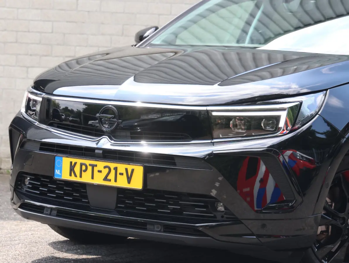 1.6 Turbo Plug-In Hybrid Business Elegance | Stoel en stuurverwarming | Elektrische achterklep | Apple en Android