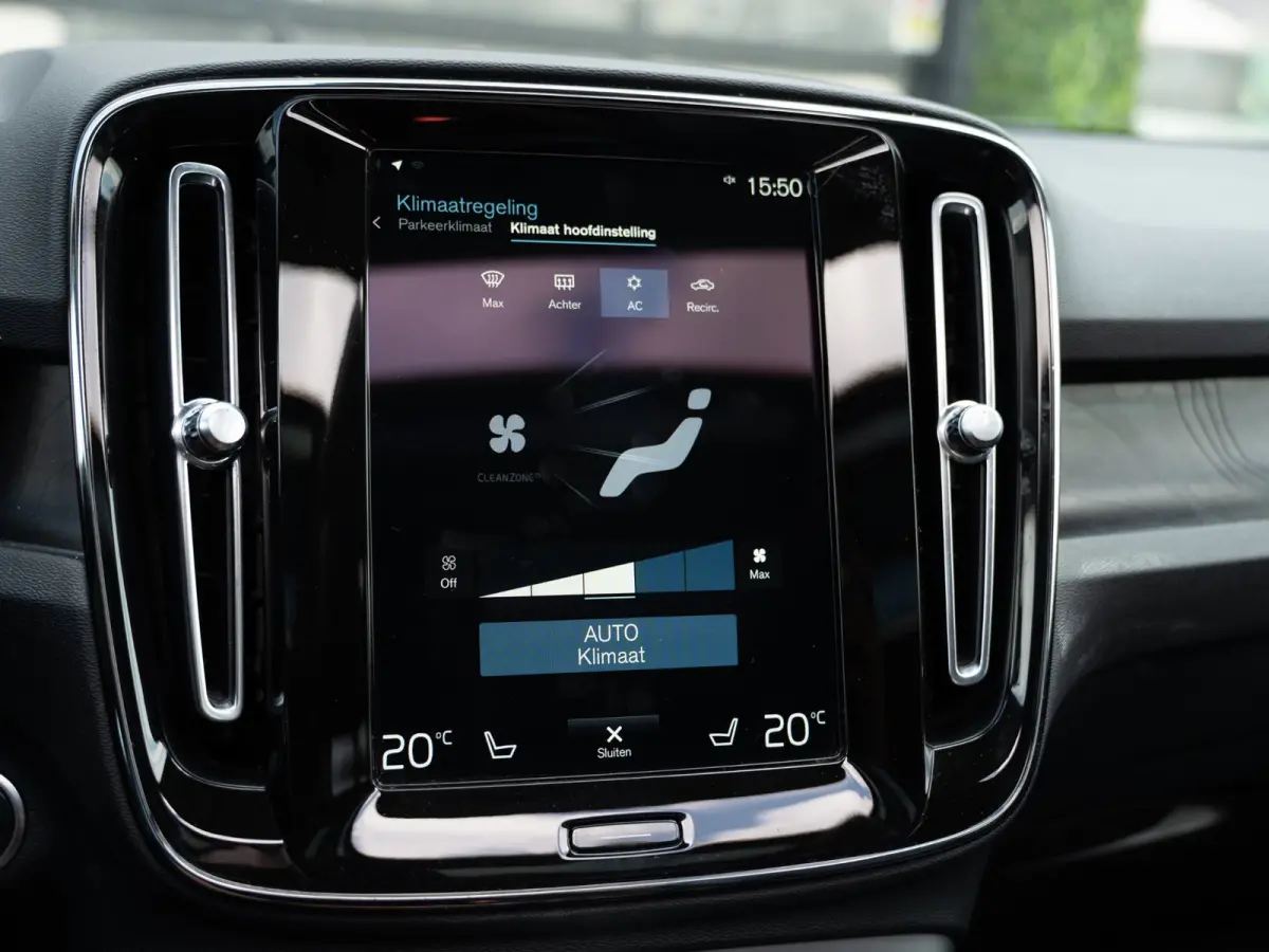 1.5 T5 Plug-in hybrid Ultimate Dark | Pano | H/K Sound | Surround View | BTW