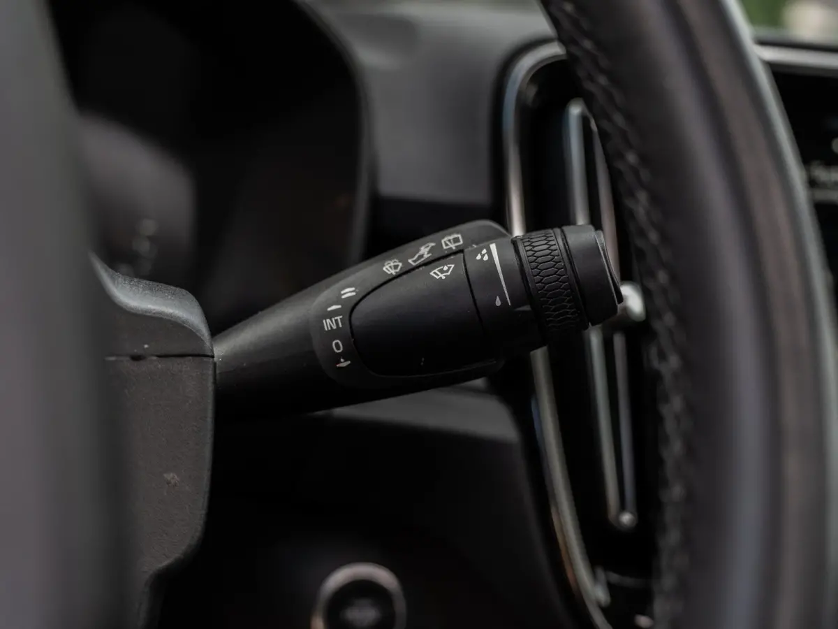 1.5 T5 Plug-in hybrid Ultimate Dark | Pano | H/K Sound | Surround View | BTW