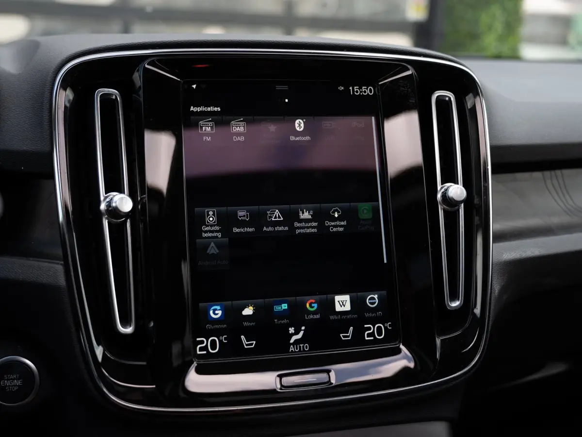 1.5 T5 Plug-in hybrid Ultimate Dark | Pano | H/K Sound | Surround View | BTW