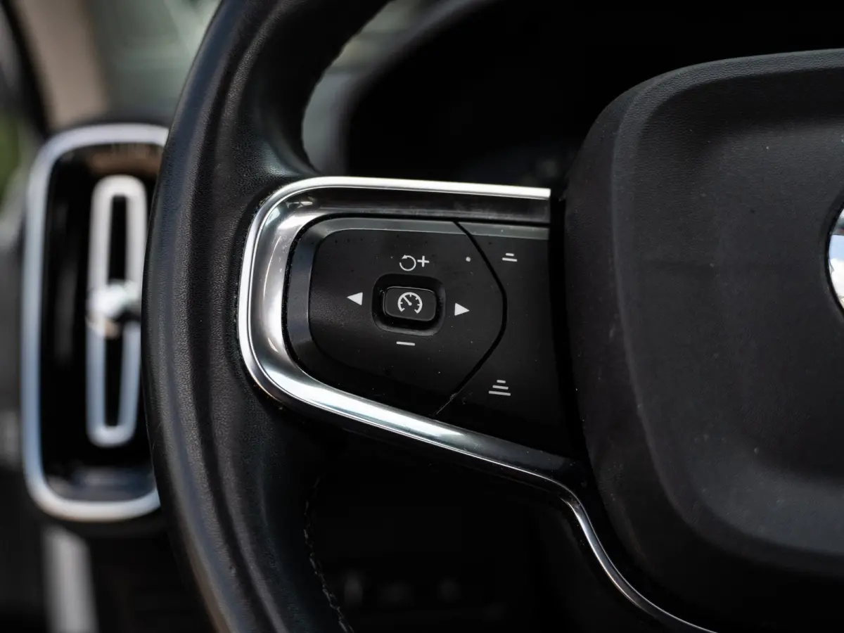 1.5 T5 Plug-in hybrid Ultimate Dark | Pano | H/K Sound | Surround View | BTW