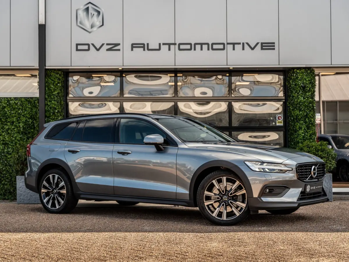 2.0 B5 AWD Pro | H/K Sound | Memory | Pilot Assist