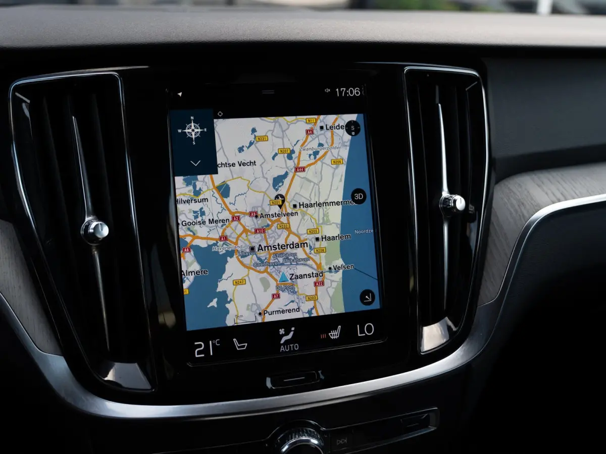 2.0 B5 AWD Pro | H/K Sound | Memory | Pilot Assist