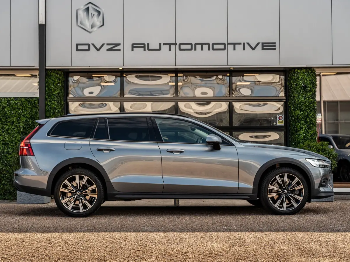 2.0 B5 AWD Pro | H/K Sound | Memory | Pilot Assist