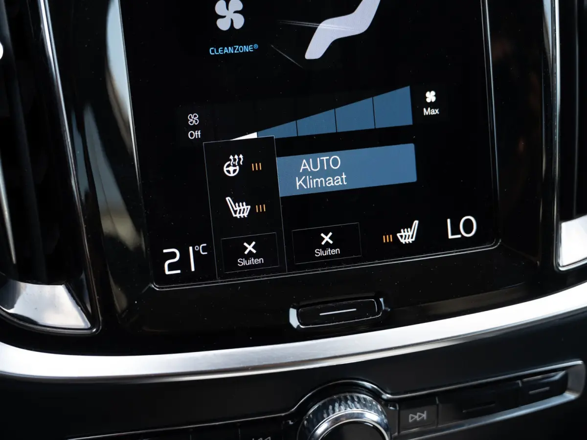 2.0 B5 AWD Pro | H/K Sound | Memory | Pilot Assist