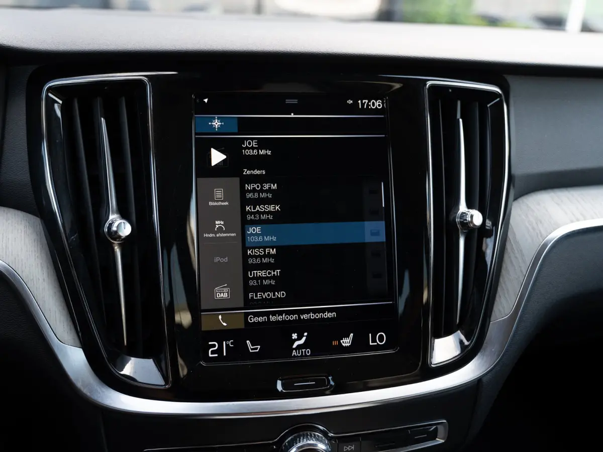 2.0 B5 AWD Pro | H/K Sound | Memory | Pilot Assist