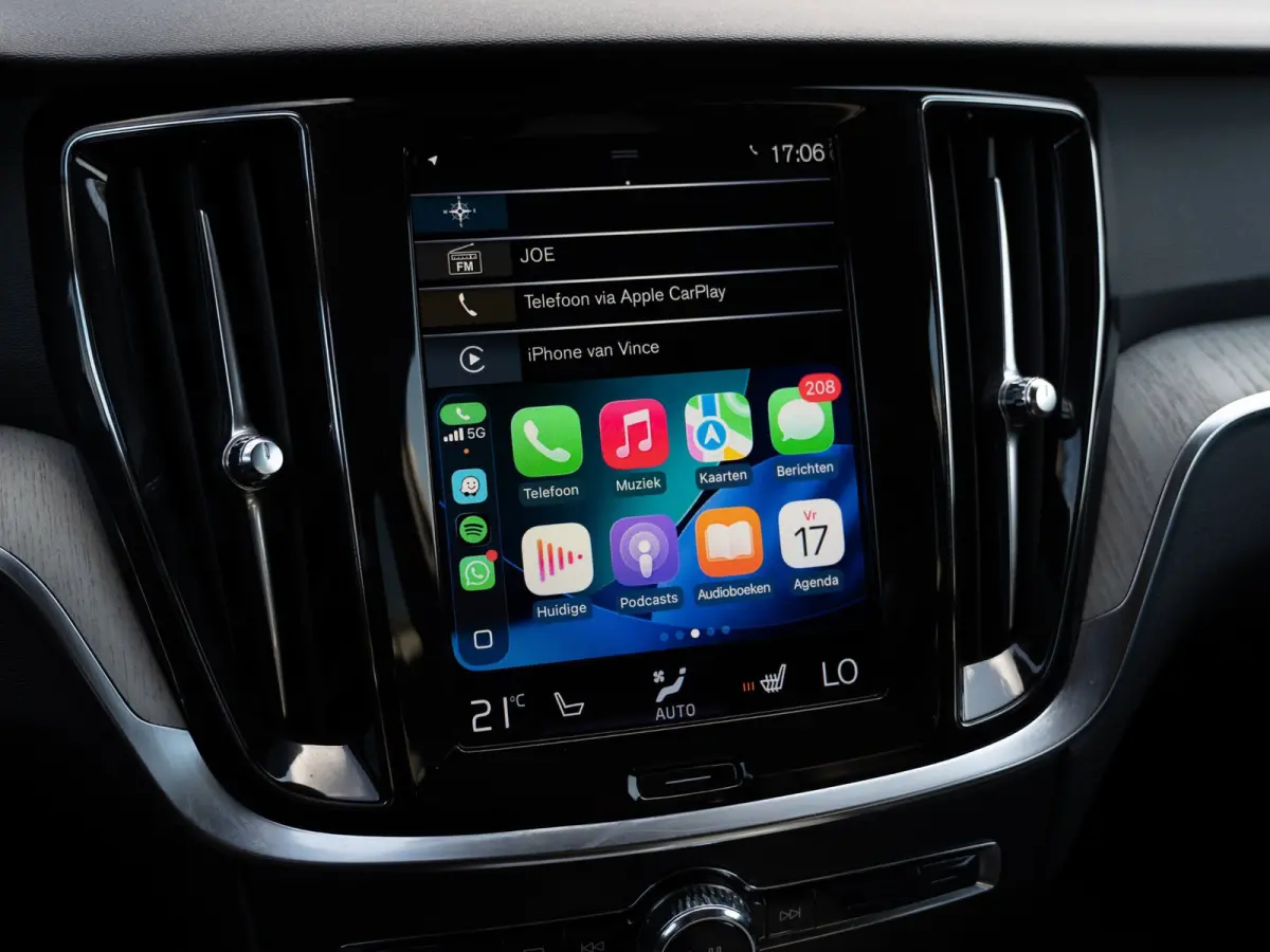 2.0 B5 AWD Pro | H/K Sound | Memory | Pilot Assist