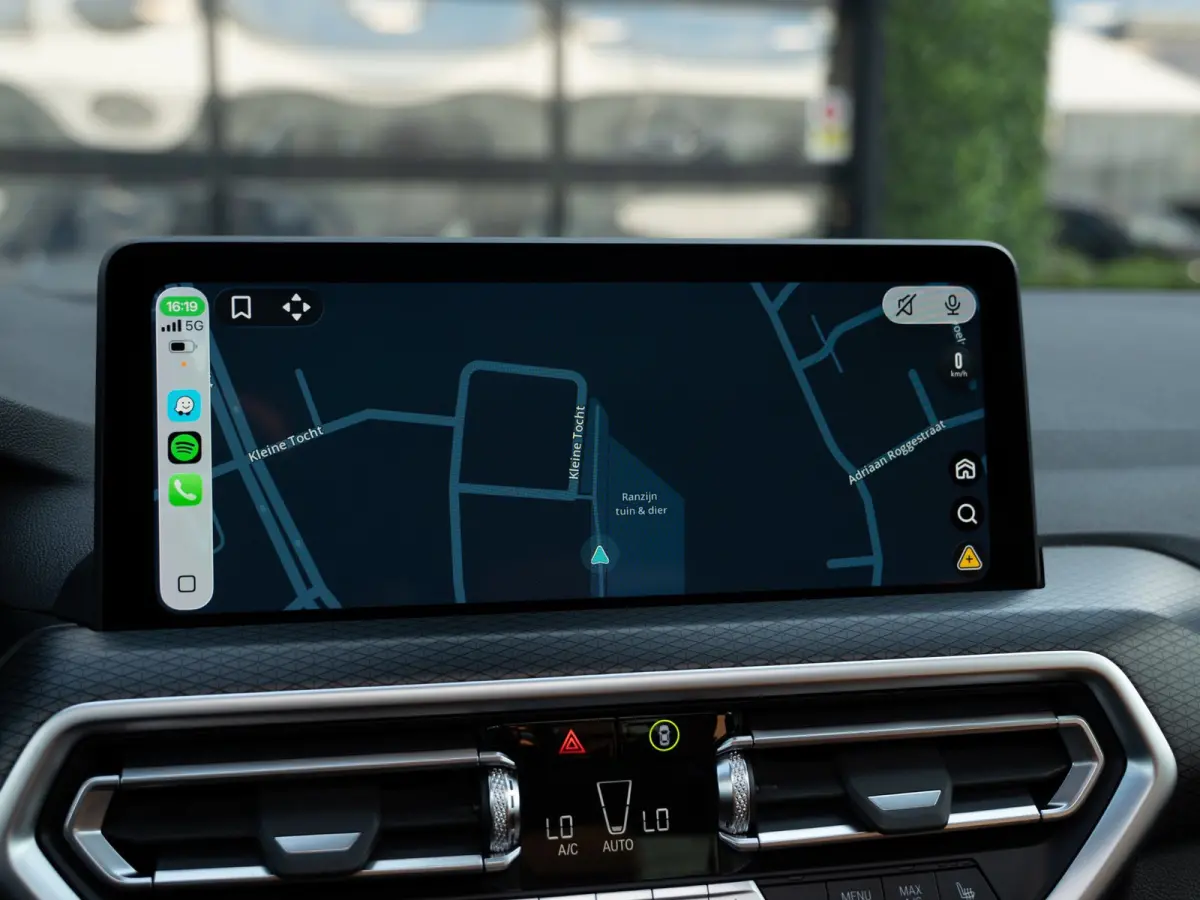 XDrive30e High Executive | M-Sport | Pano | Carplay | Camera