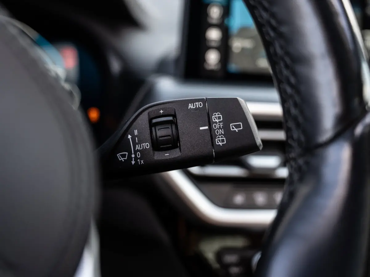 XDrive30e High Executive | M-Sport | Pano | Carplay | Camera