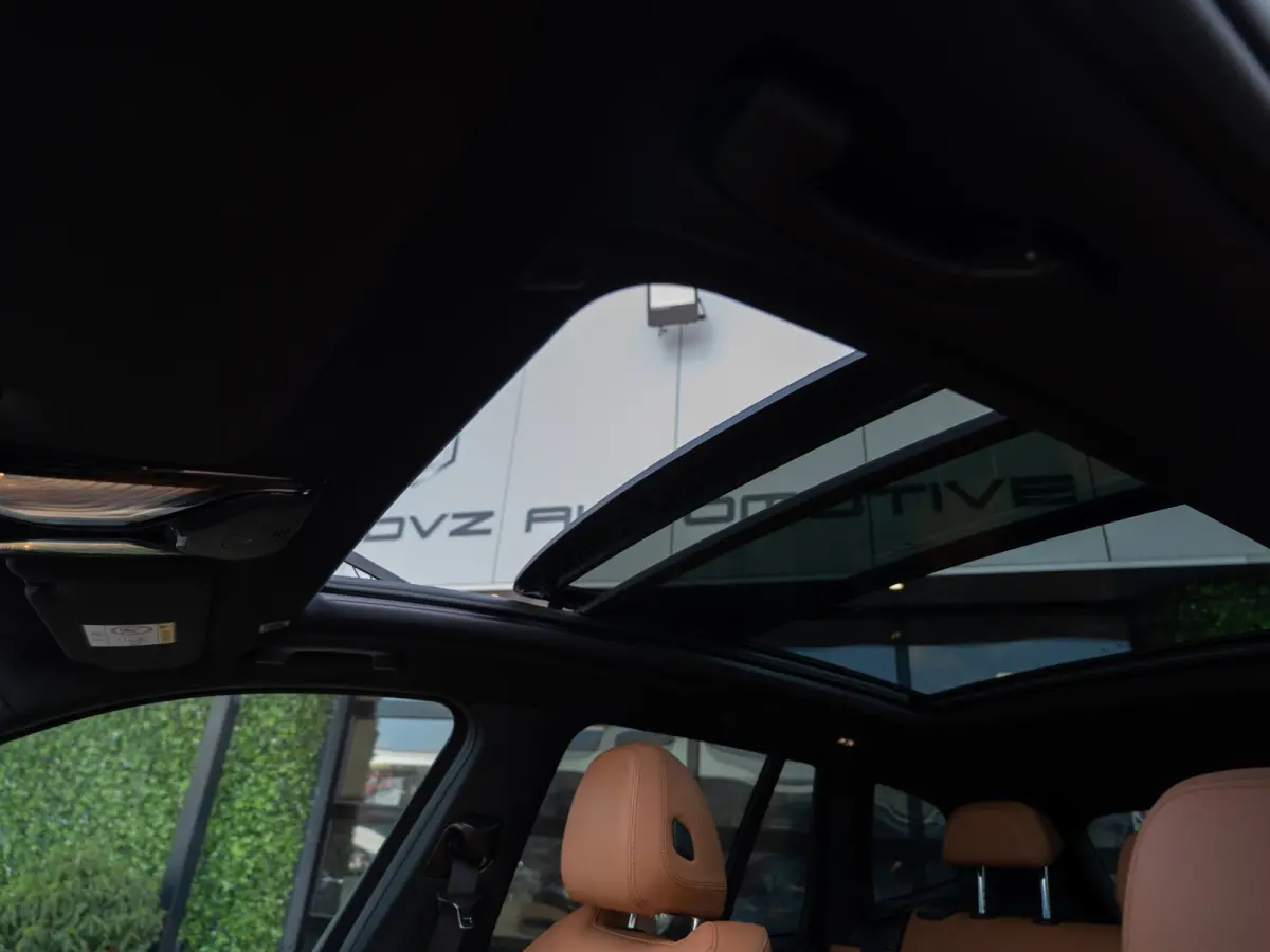 XDrive30e High Executive | M-Sport | Pano | Carplay | Camera