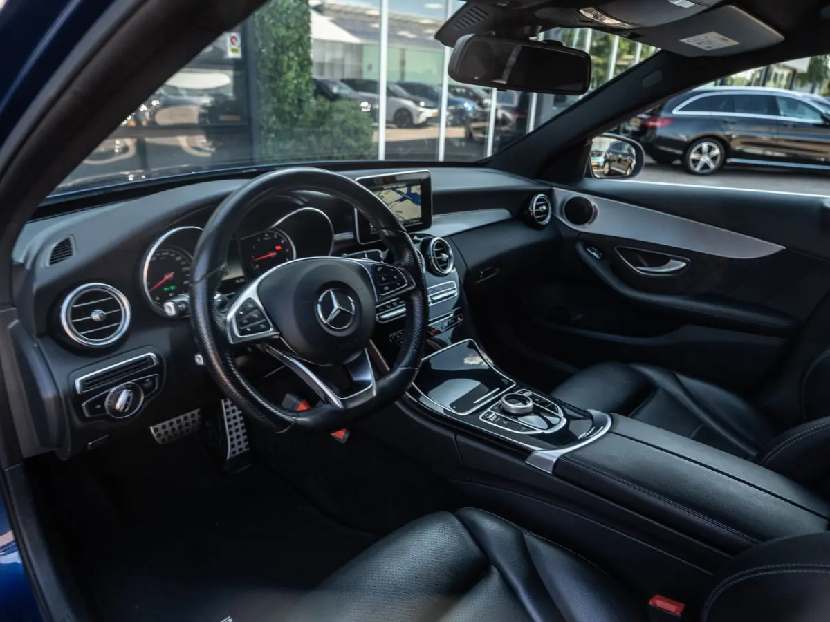180 Business Solution AMG | Leder | Camera | Trekhaak